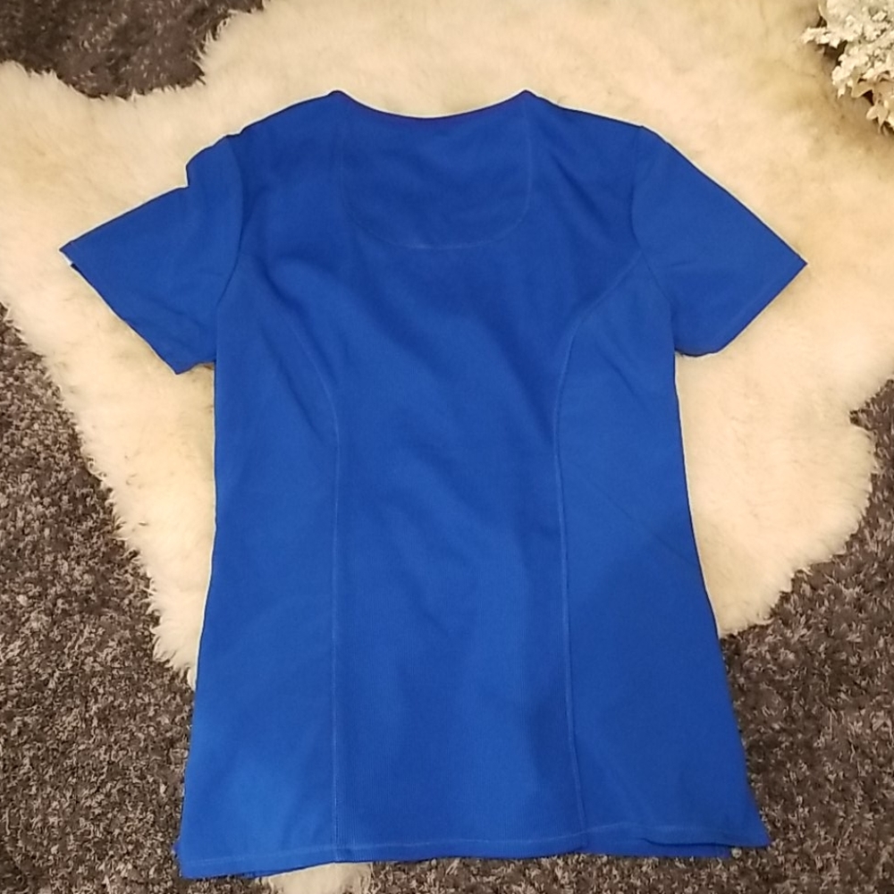 Scrub top - Picture 3 of 3
